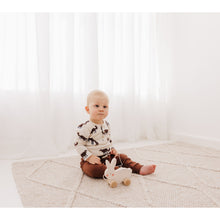 Load image into Gallery viewer, Bubble Wooden Rabbit Pull Along
